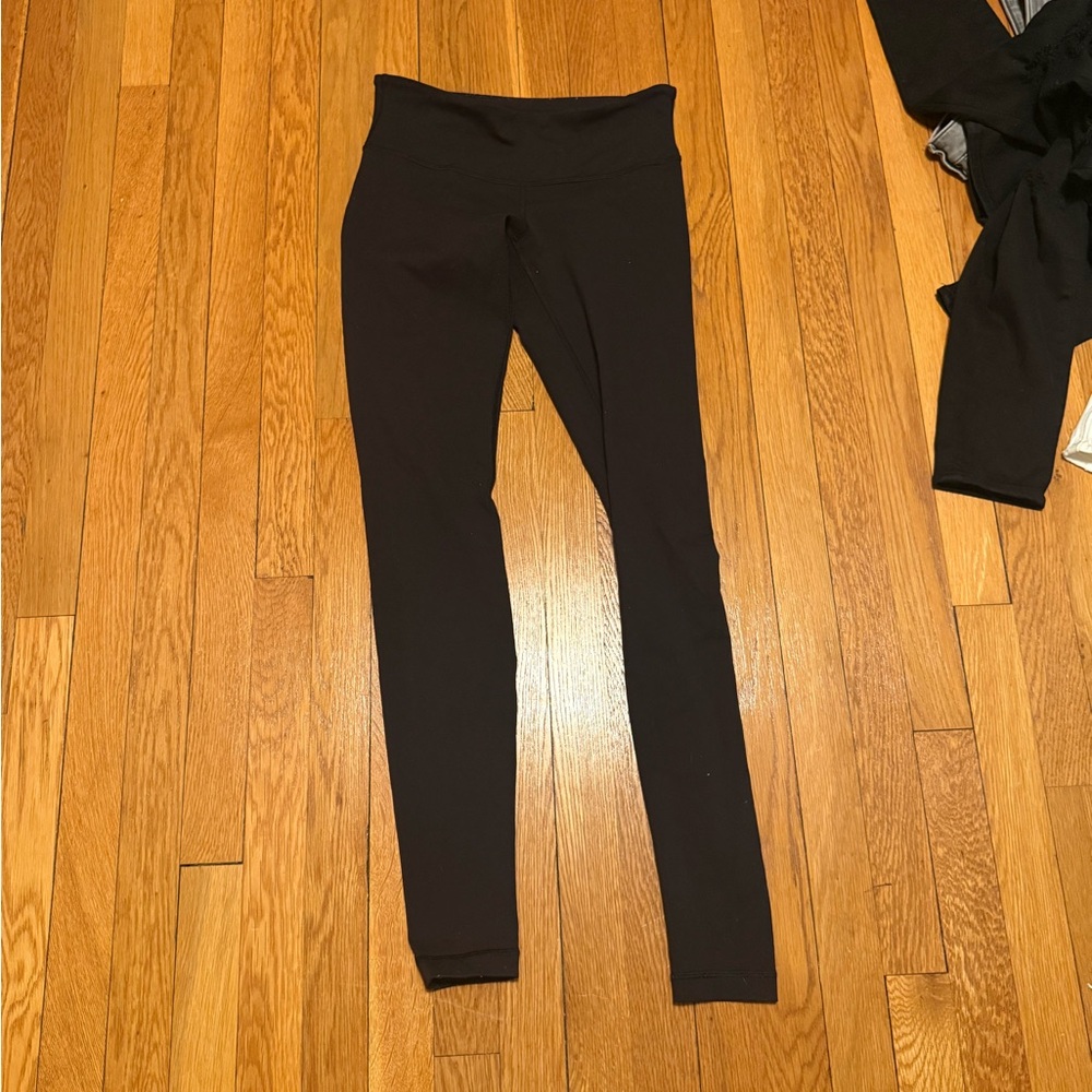 Lululemon: Black Leggings Size 6 (I have two of these)